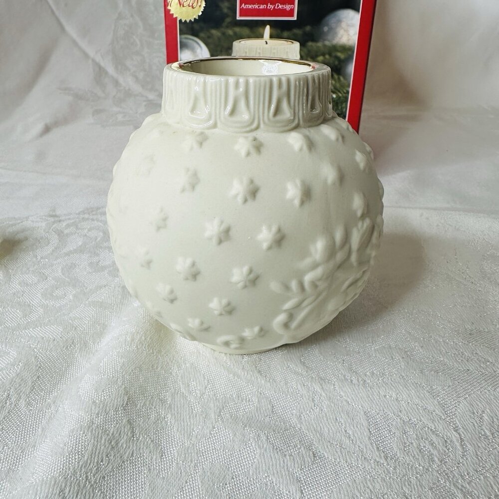 Lenox Ornamental Glow Nativity Votive Holder Bisque Cream Tea Light Candle Box - Picture 3 of 10